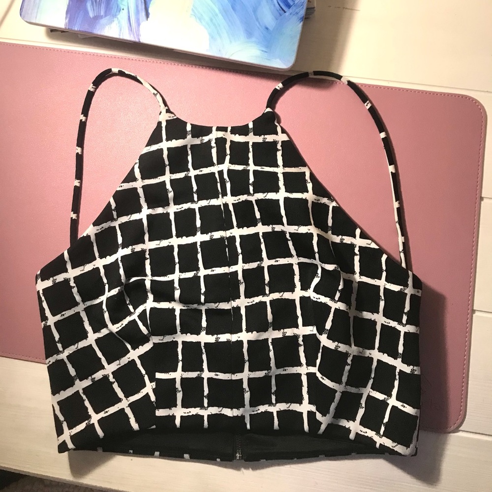 Cropped halter top